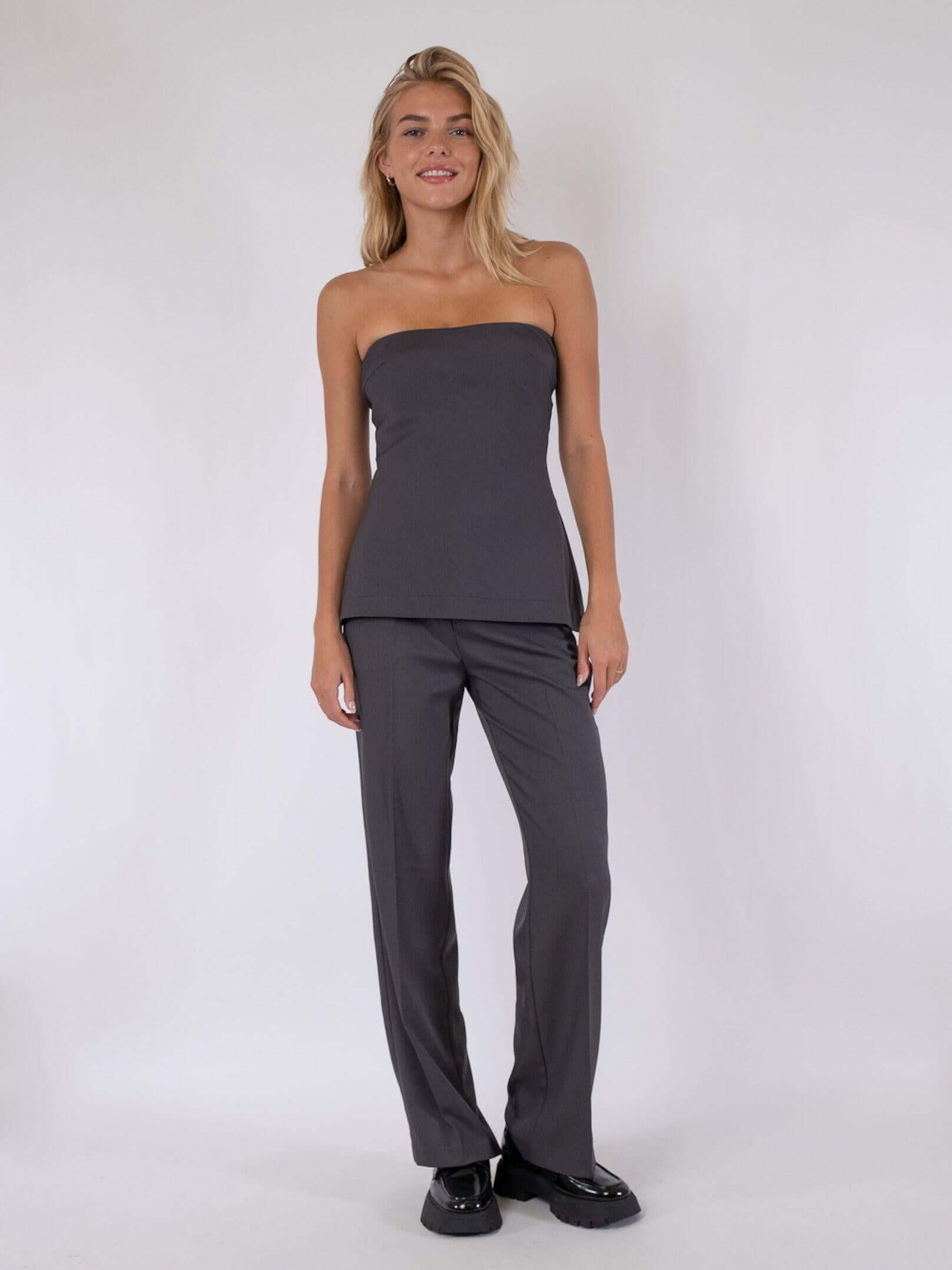 Neo Noir Leafie – ciemnoszary melanżowy top