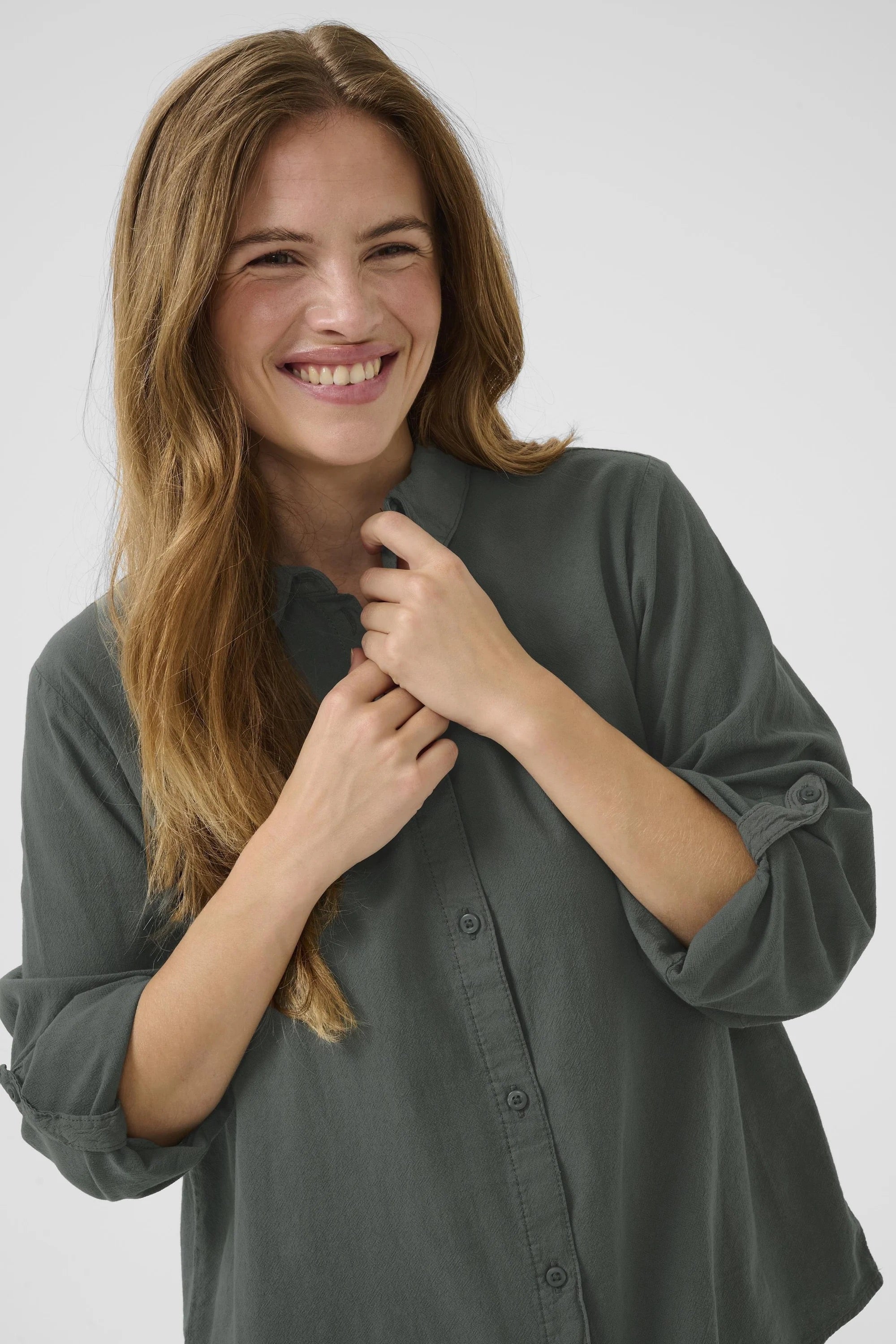 Kaffe KAnaya Short Balsam Green Button-Through Shirt Blouse – Classic Collar Roll-Up 3/4 Sleeves | Women