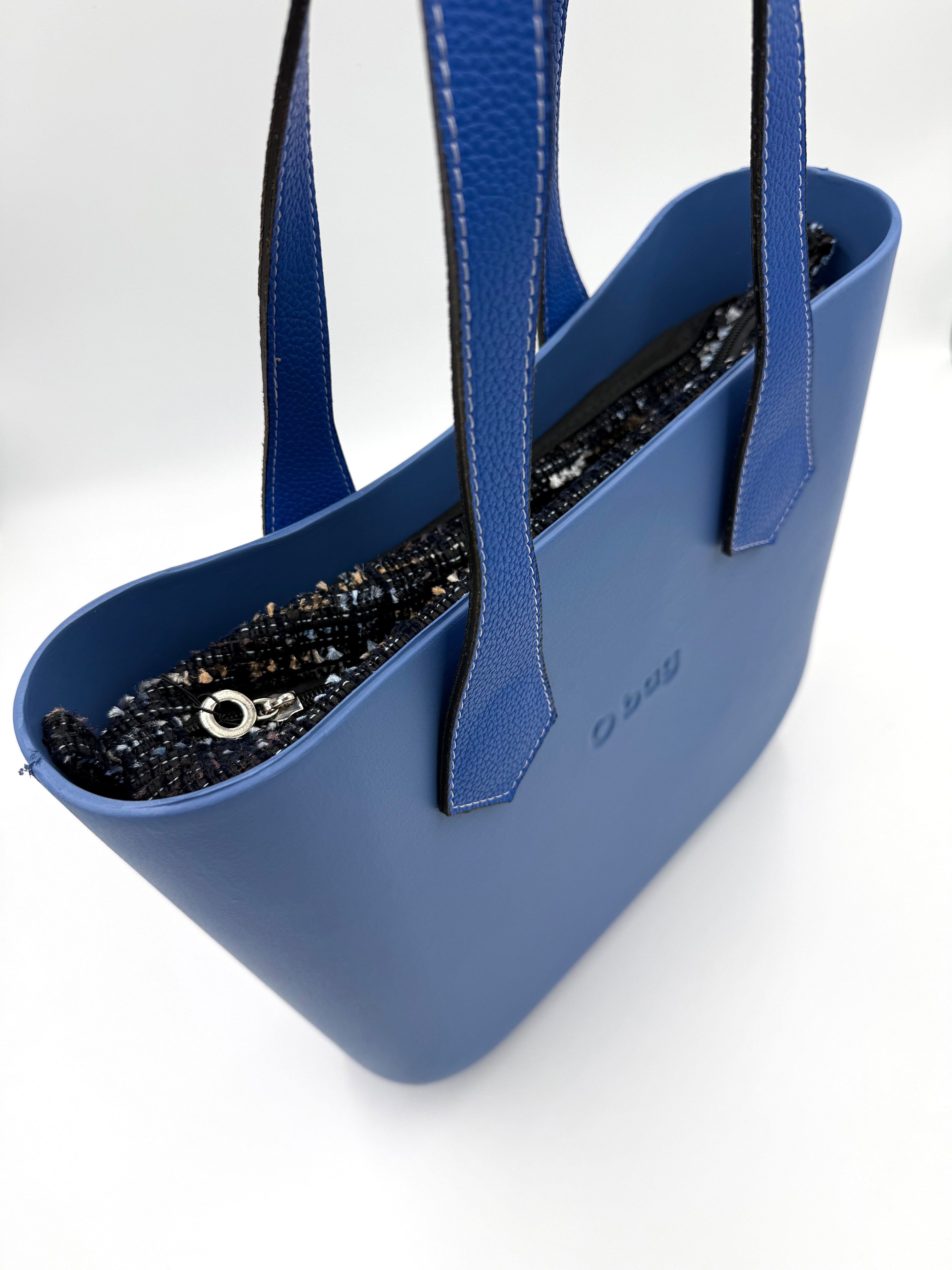 O bag Mini – Blue Handbag with Tweed-Effect Zippered Interior