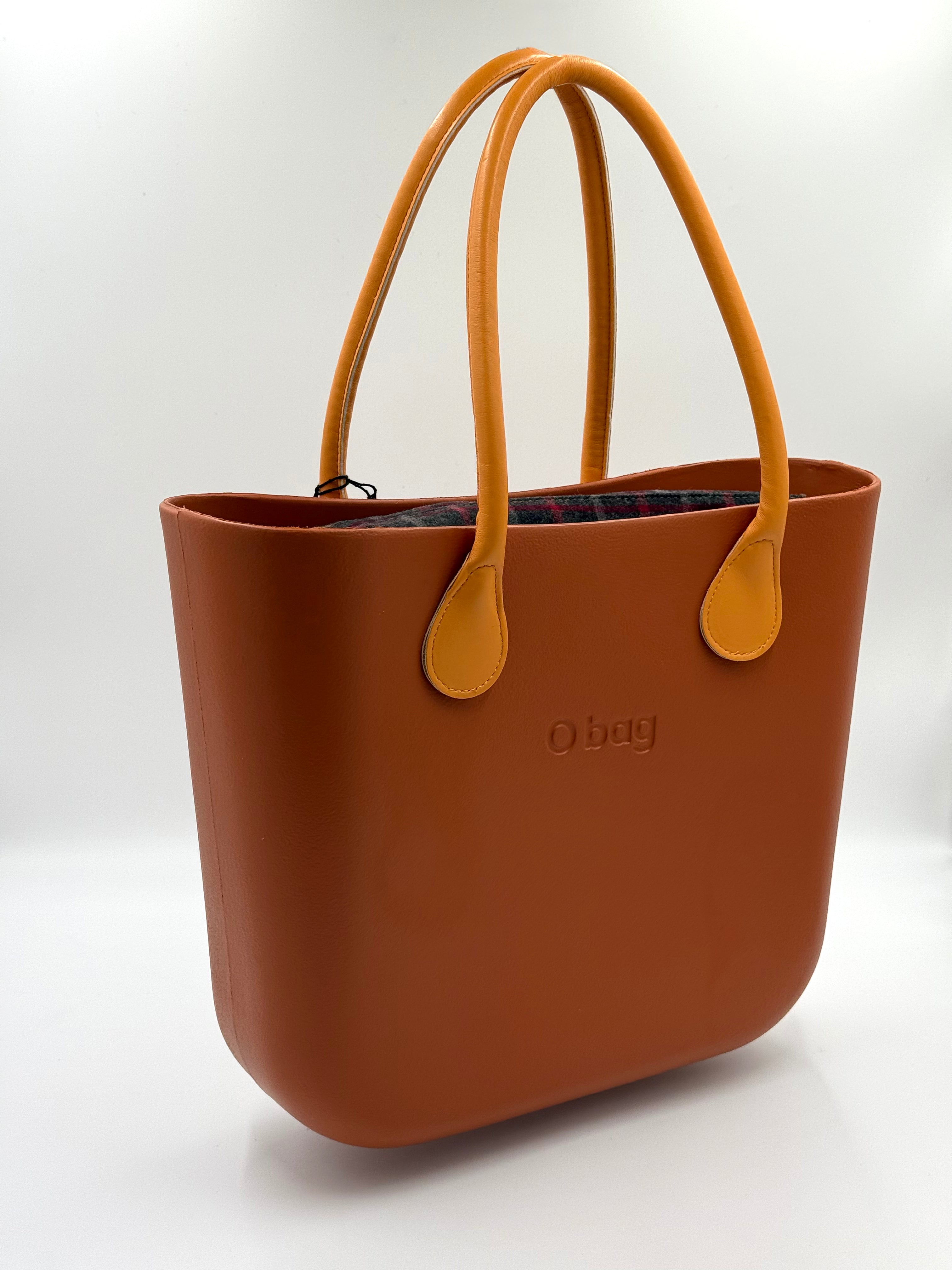 Bruciato O bag Classic – Beige/Nude Handbag with Checkered Zippered Interior