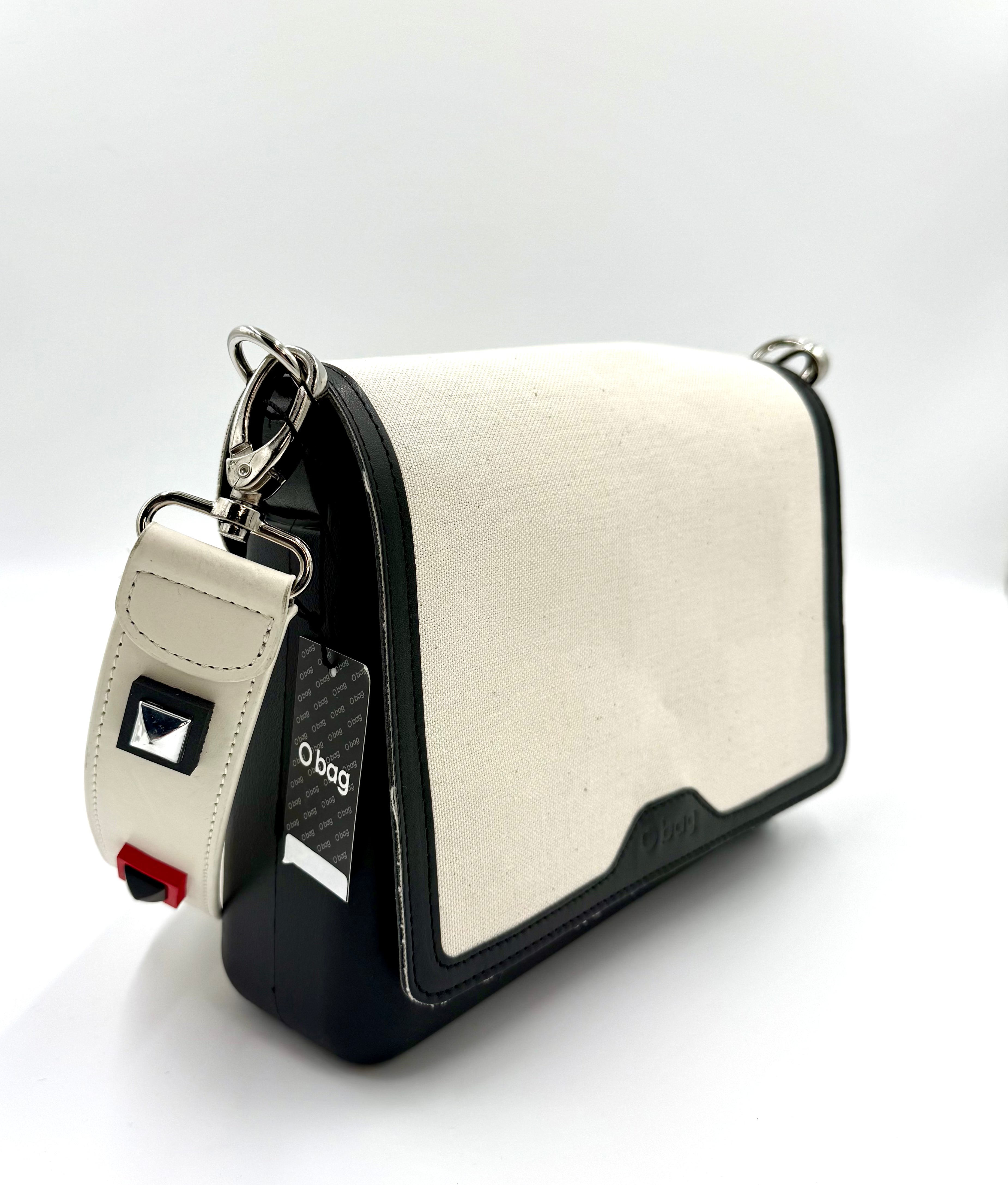 O bag Pocket bag - compact crossbody
