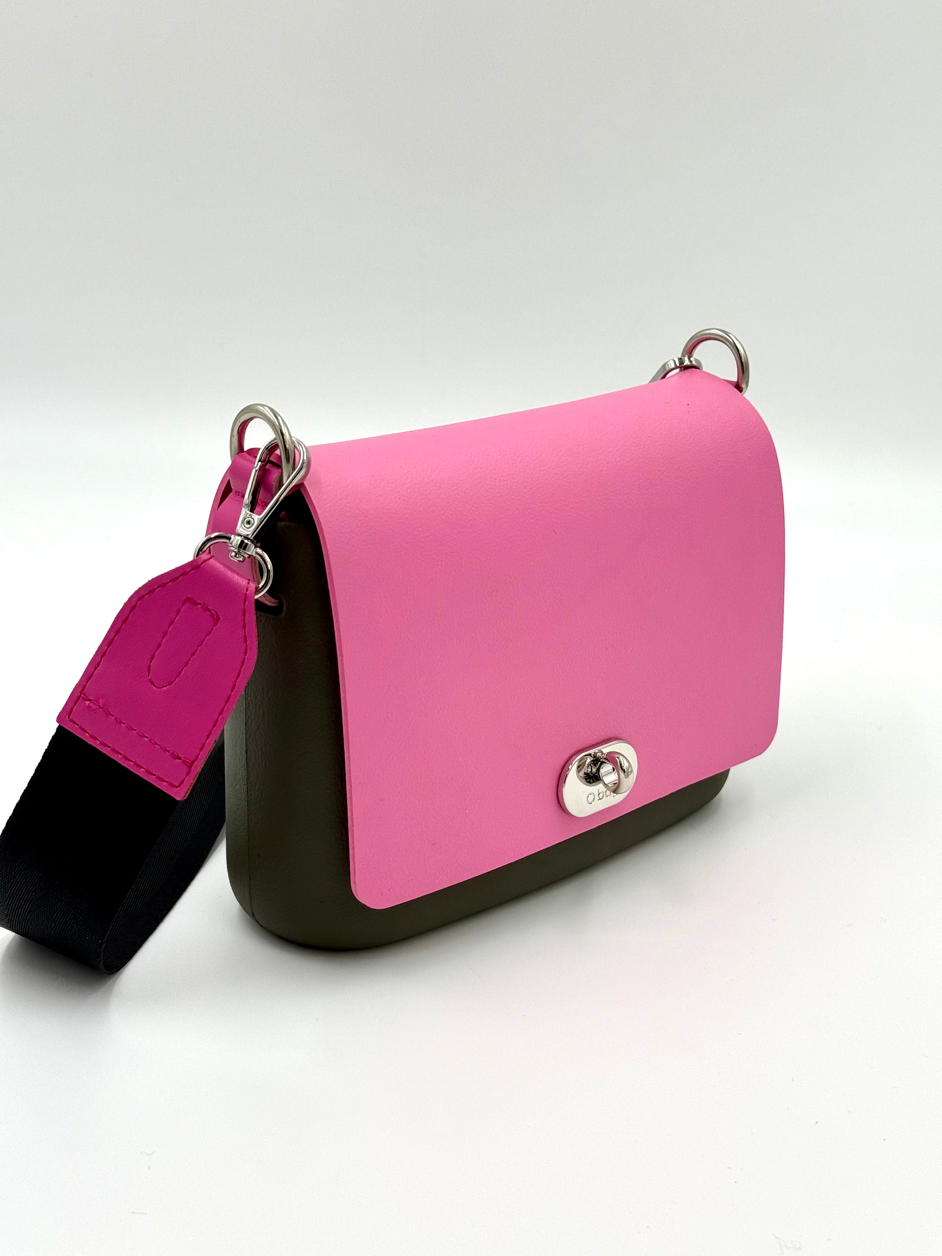 O bag mini crossbody (O Pocket style) – khaki body, powder pink lid, twist lock