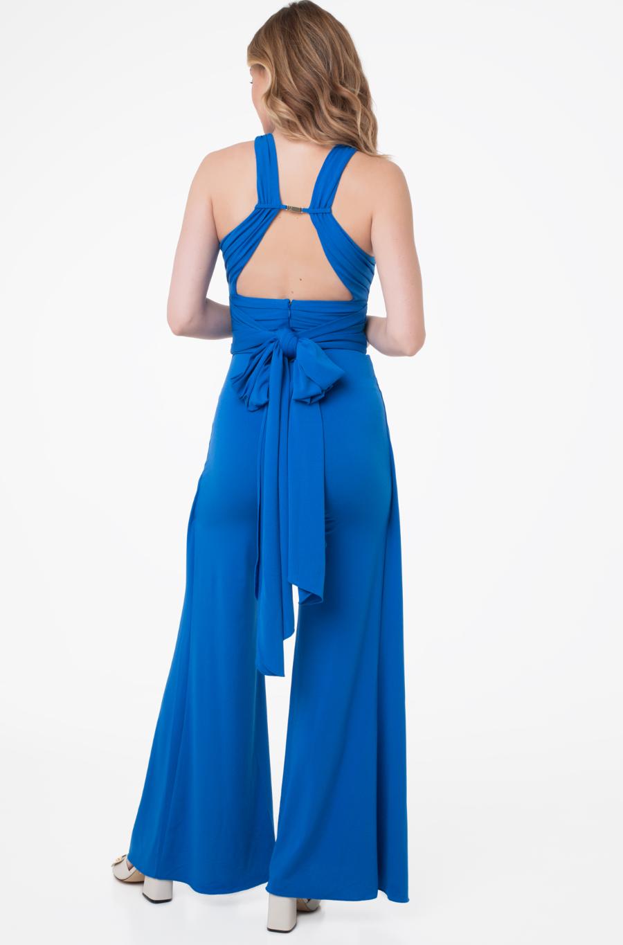 Marciano by Guess Kiki – kobaltowy kombinezon z szerokimi nogawkami – widok z tyłu